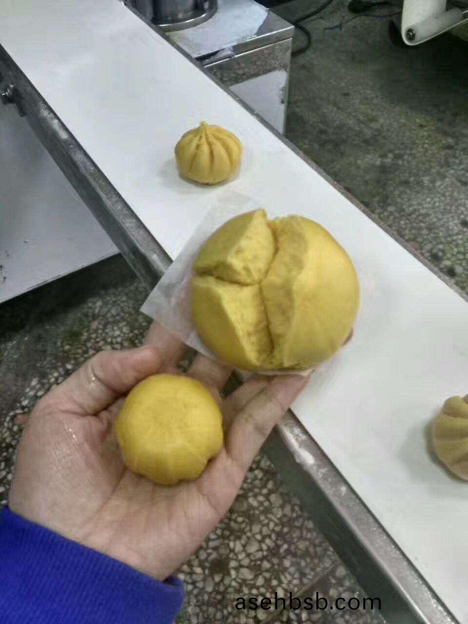 5b7692c407f4d.jpg 5b7692c407f4d.jpg