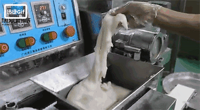 5c15f5d89fae6.gif 包馅(xian)机.gif
