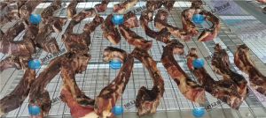 客户使用烘干(gan)房烘干排骨前后效(xiao)果