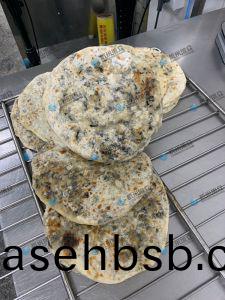 512包(bao)子机(ji)做金华烙(lao)，饼梅菜(cai)猪(zhu)油馅，多功能非(fei)常实用！